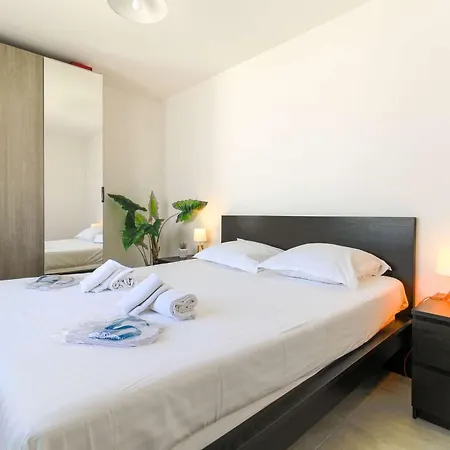 Appartamento Select'sohome - 2 Pieces Avec Piscine Et Parking Prive - Centre-ville Du Lavandou - Lavand'or